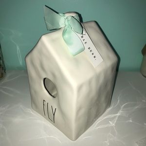 Rae Dunn Fly Birdhouse NWT